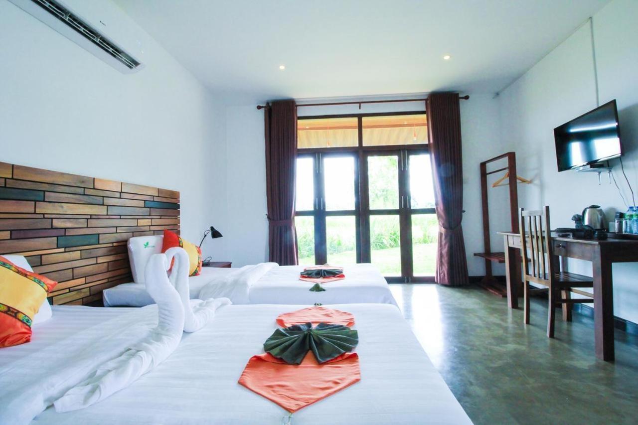 Ceyloni Hotel Sigirîya Extérieur photo
