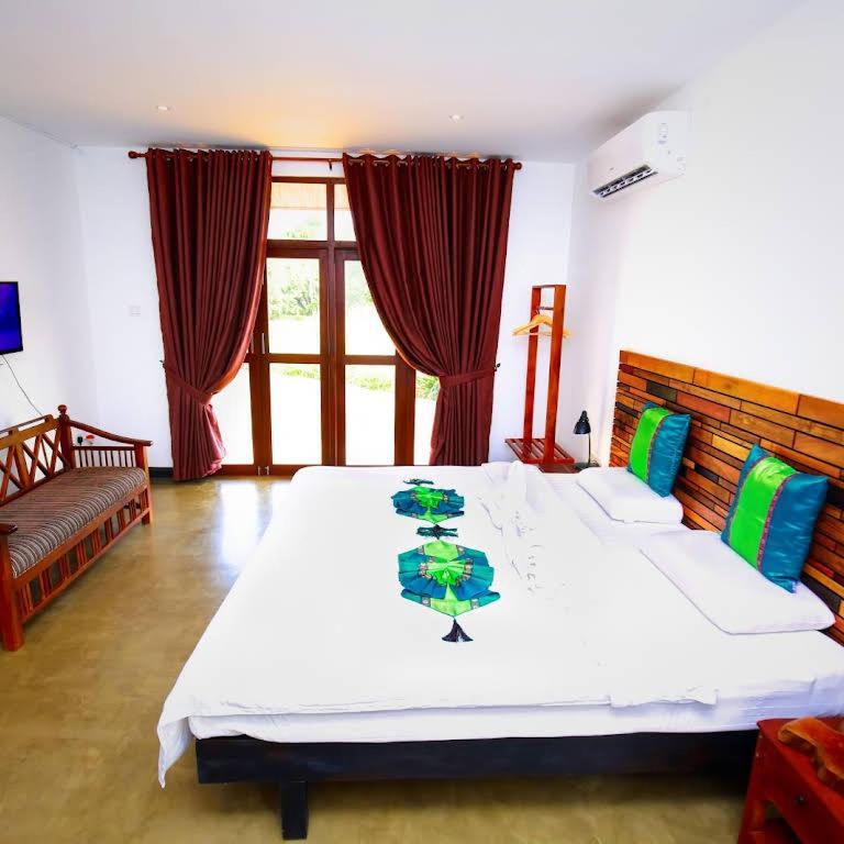 Ceyloni Hotel Sigirîya Extérieur photo